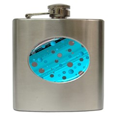 Decorative Dots Pattern Hip Flask (6 Oz)