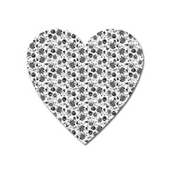 Roses Pattern Heart Magnet