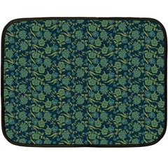 Roses pattern Fleece Blanket (Mini)