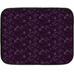 Roses pattern Fleece Blanket (Mini)