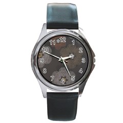 Walls Medallion Floral Grey Polka Round Metal Watch