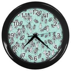 Cockroach Insects Wall Clocks (black)