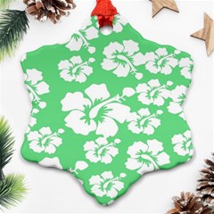 Hibiscus Flowers Green White Hawaiian Ornament (snowflake)