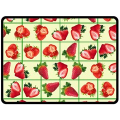 Strawberries Pattern Fleece Blanket (Large) 