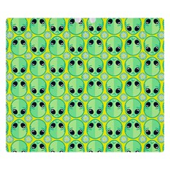 Alien Pattern Double Sided Flano Blanket (small)  by BangZart