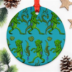 Swamp Monster Pattern Round Ornament (two Sides) by BangZart