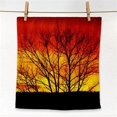 Sunset Abendstimmung Face Towel by BangZart