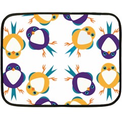 Pattern Circular Birds Fleece Blanket (mini) by BangZart