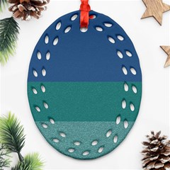 Blue Gradient Glitter Texture Pattern  Oval Filigree Ornament (two Sides)