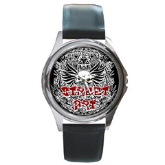 Tattoo tribal street art Round Metal Watch