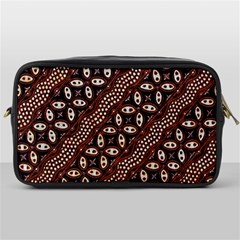 Art Traditional Batik Pattern Toiletries Bags by BangZart