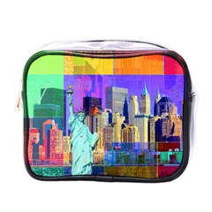 New York City The Statue Of Liberty Mini Toiletries Bags by BangZart