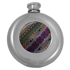 Batik Art Pattern  Round Hip Flask (5 Oz) by BangZart