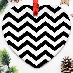 Black And White Chevron Heart Ornament (two Sides) by BangZart