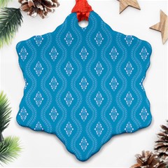 Blue Ornamental Pattern Snowflake Ornament (two Sides)