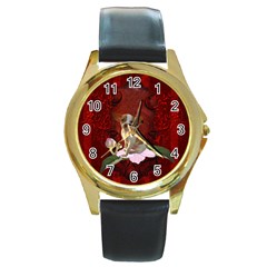 Sweet Little Chihuahua Round Gold Metal Watch