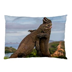 Komodo Dragons Fight Pillow Case by Nexatart