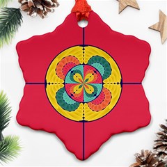 Color Scope Ornament (snowflake) by linceazul