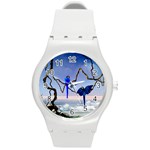 Wonderful Blue  Parrot Looking To The Ocean Round Plastic Sport Watch (M)