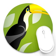 Cute Toucan Bird Cartoon Fly Yellow Green Black Animals Round Mousepads