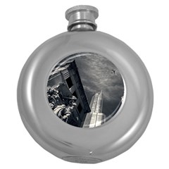 Chicago Skyline Tall Buildings Round Hip Flask (5 Oz) by BangZart