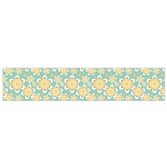 Seamless Pattern Blue Floral Flano Scarf (small)