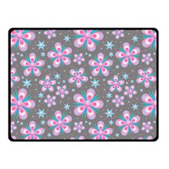 Seamless Pattern Purple Girly Floral Pattern Fleece Blanket (small) by paulaoliveiradesign