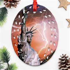 Statue Of Liberty New York Ornament (oval Filigree) by Nexatart