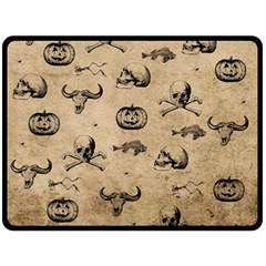 Vintage Halloween Pattern Fleece Blanket (large)  by Valentinaart