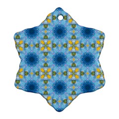 Blue Nice Daisy Flower Ang Yellow Squares Snowflake Ornament (two Sides)