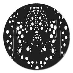 Helmet Original Diffuse Black White Space Magnet 5  (round)