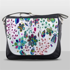 Prismatic Psychedelic Floral Heart Background Messenger Bags