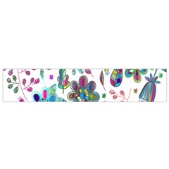 Prismatic Psychedelic Floral Heart Background Flano Scarf (small)