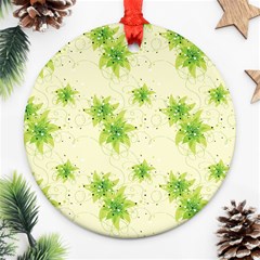 Leaf Green Star Beauty Round Ornament (Two Sides)