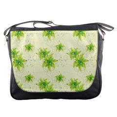 Leaf Green Star Beauty Messenger Bags