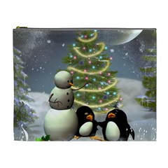 Funny Snowman With Penguin And Christmas Tree Cosmetic Bag (xl) by FantasyWorld7