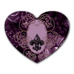 Soft Violett Floral Design Heart Mousepads