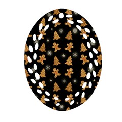 Ginger cookies Christmas pattern Ornament (Oval Filigree)