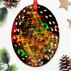 Christmas Tree Light Color Night Ornament (oval Filigree)