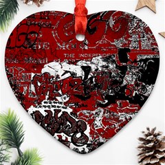 Graffiti Ornament (heart)