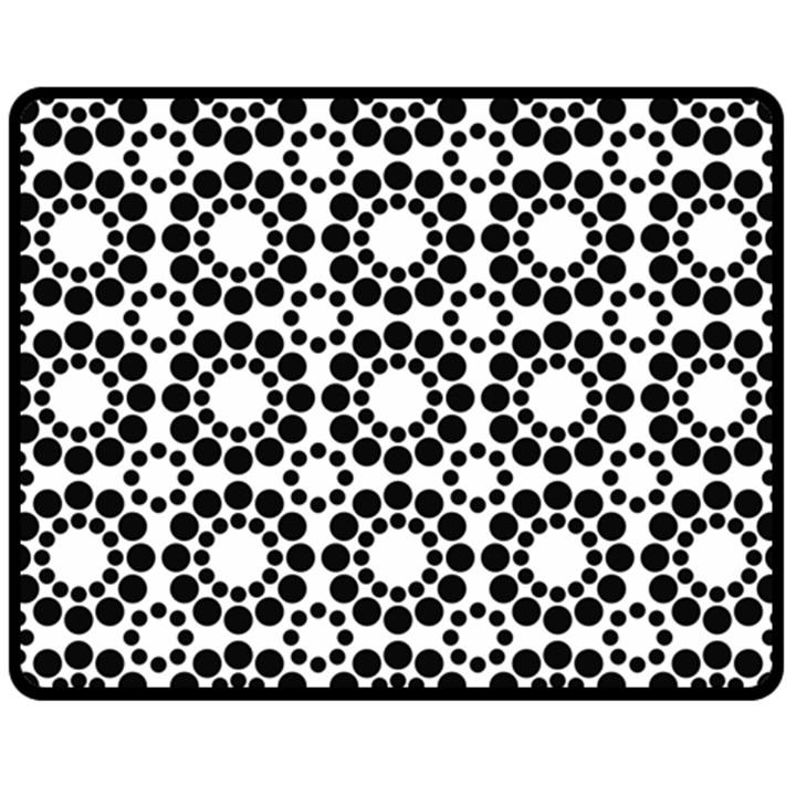 Pattern Seamless Monochrome Fleece Blanket (Medium) 