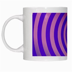 Circle Target Focus Concentric White Mugs by Celenk