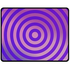 Circle Target Focus Concentric Fleece Blanket (medium)  by Celenk