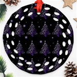 Christmas tree - pattern Round Filigree Ornament (Two Sides) Front