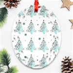 Christmas tree - pattern Oval Filigree Ornament (Two Sides) Back