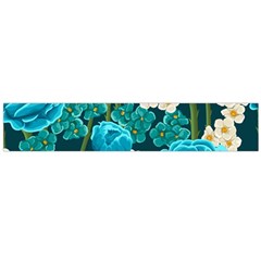 Light Blue Roses And Daisys Large Flano Scarf 