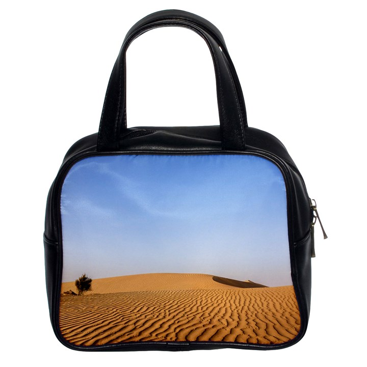 Desert Dunes With Blue Sky Classic Handbags (2 Sides)