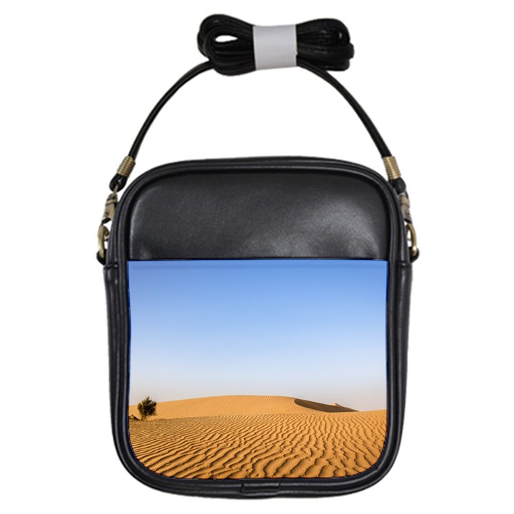 Desert Dunes With Blue Sky Girls Sling Bags