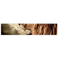 Roaring Lion Small Flano Scarf