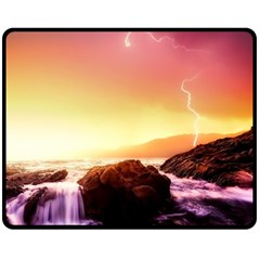 California Sea Ocean Pacific Double Sided Fleece Blanket (Medium) 